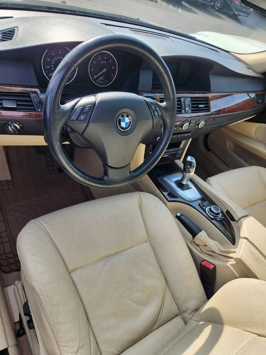 2009 BMW E60 5 Series Sedan - Image 17 of 20