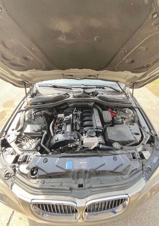 2009 BMW E60 5 Series Sedan - Image 12 of 13
