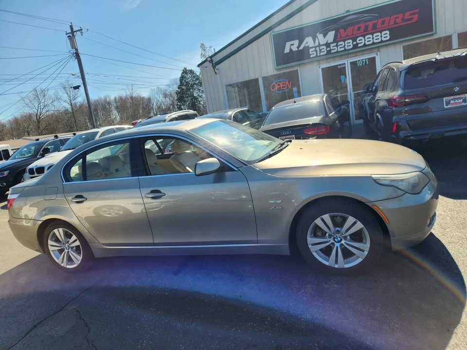 2009 BMW E60 5 Series Sedan - Image 9 of 20