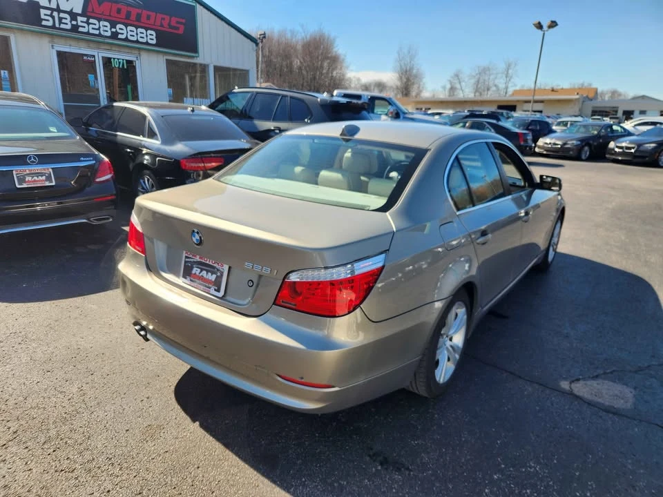 2009 BMW E60 5 Series Sedan - Image 12 of 20