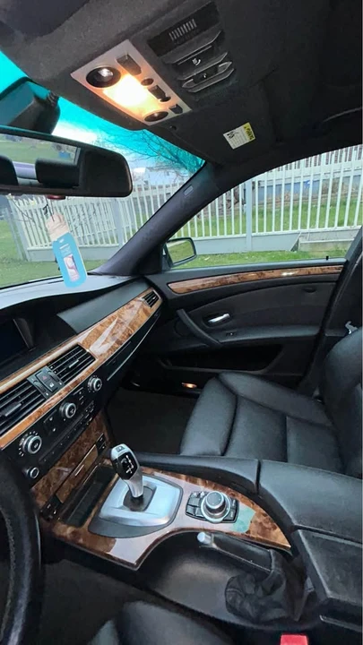 2009 BMW E60 5 Series Sedan - Image 7 of 11