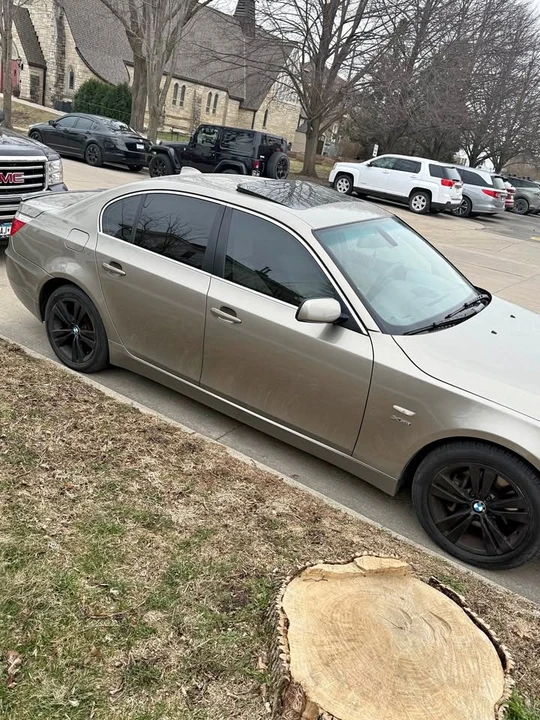 2009 BMW E60 5 Series Sedan - Image 2 of 9