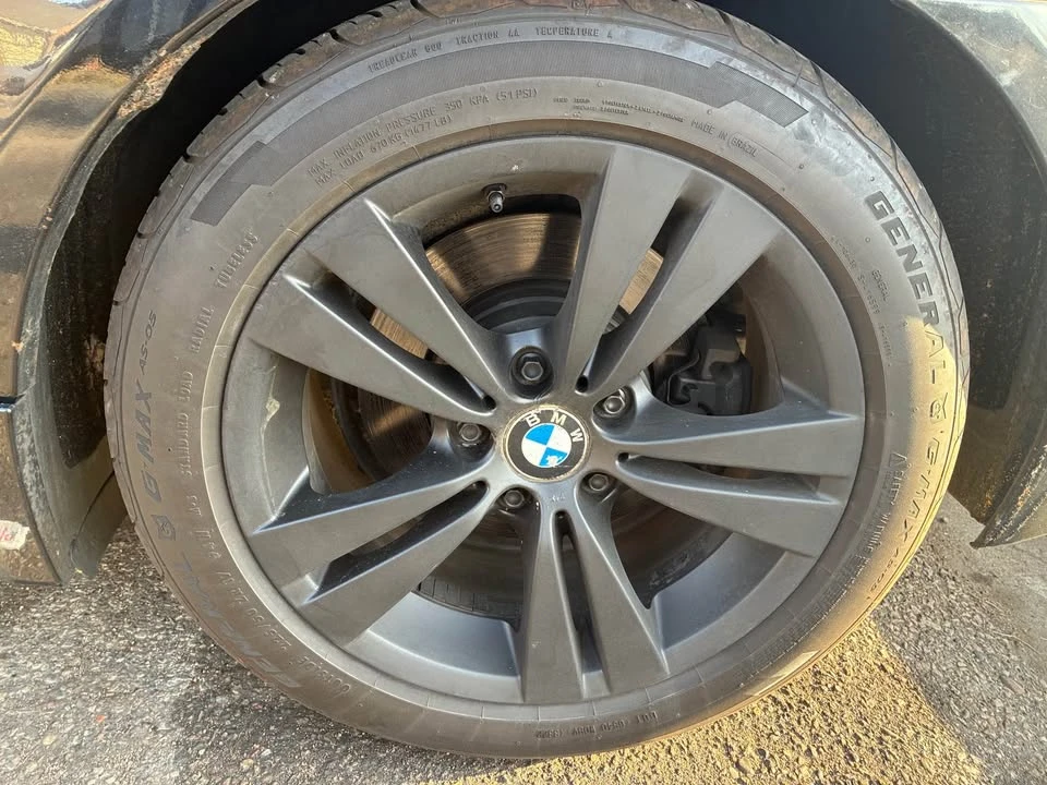 2009 BMW E60 5 Series Sedan - Image 5 of 5