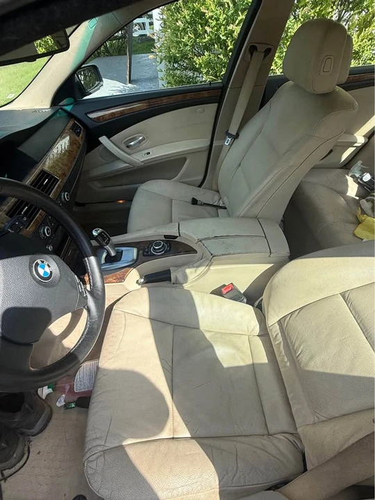 2009 BMW E60 5 Series Sedan - Image 5 of 6