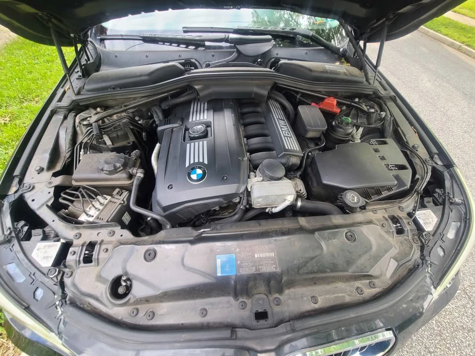 2009 BMW E60 5 Series Sedan - Image 11 of 20