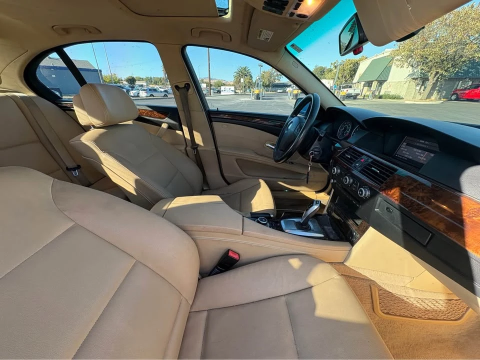 2009 BMW E60 5 Series Sedan - Image 5 of 6