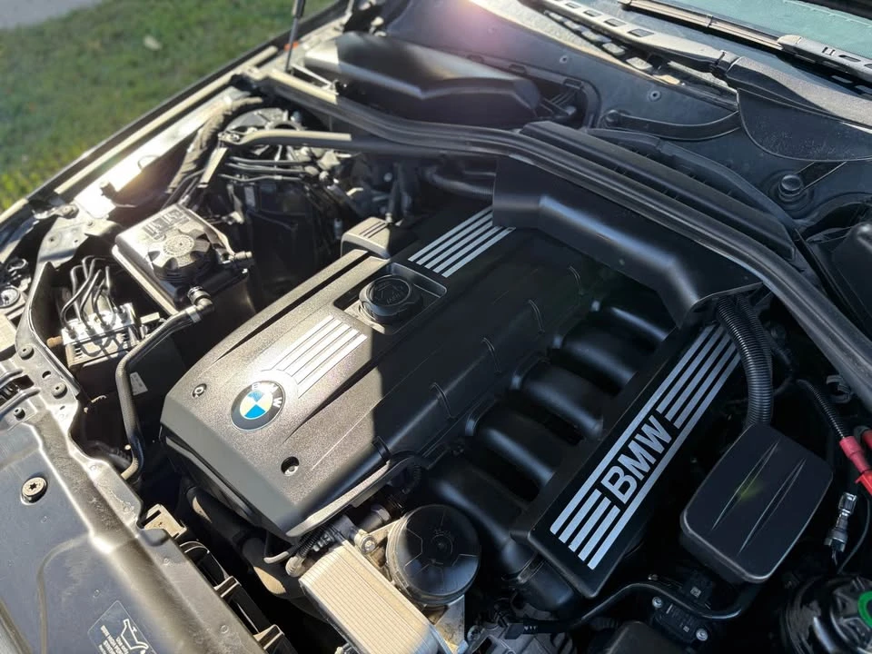 2009 BMW E60 5 Series Sedan - Image 4 of 5