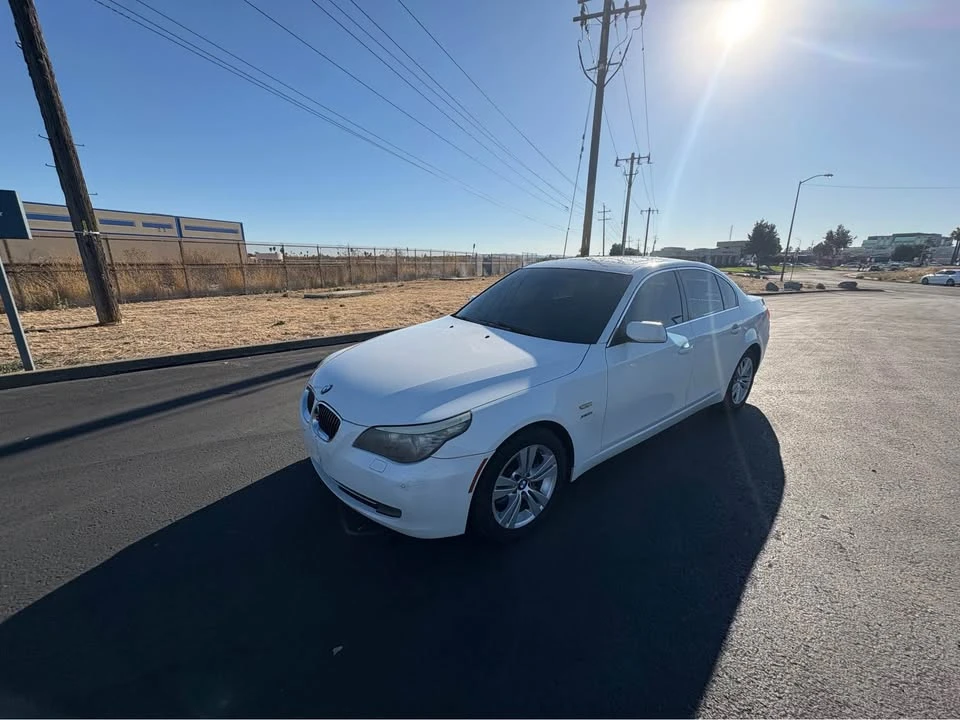 2009 BMW E60 5 Series Sedan - Image 2 of 6