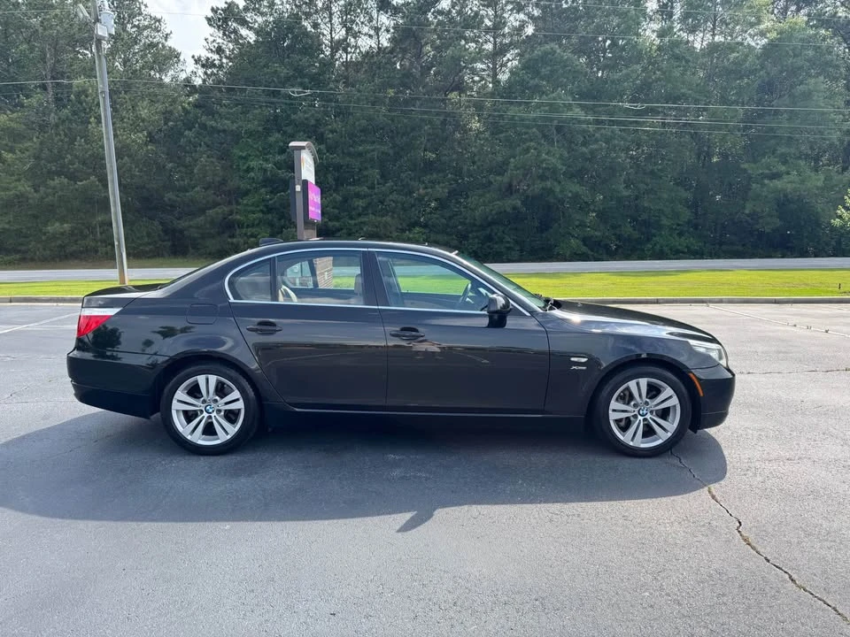 2009 BMW E60 5 Series Sedan - Image 2 of 19