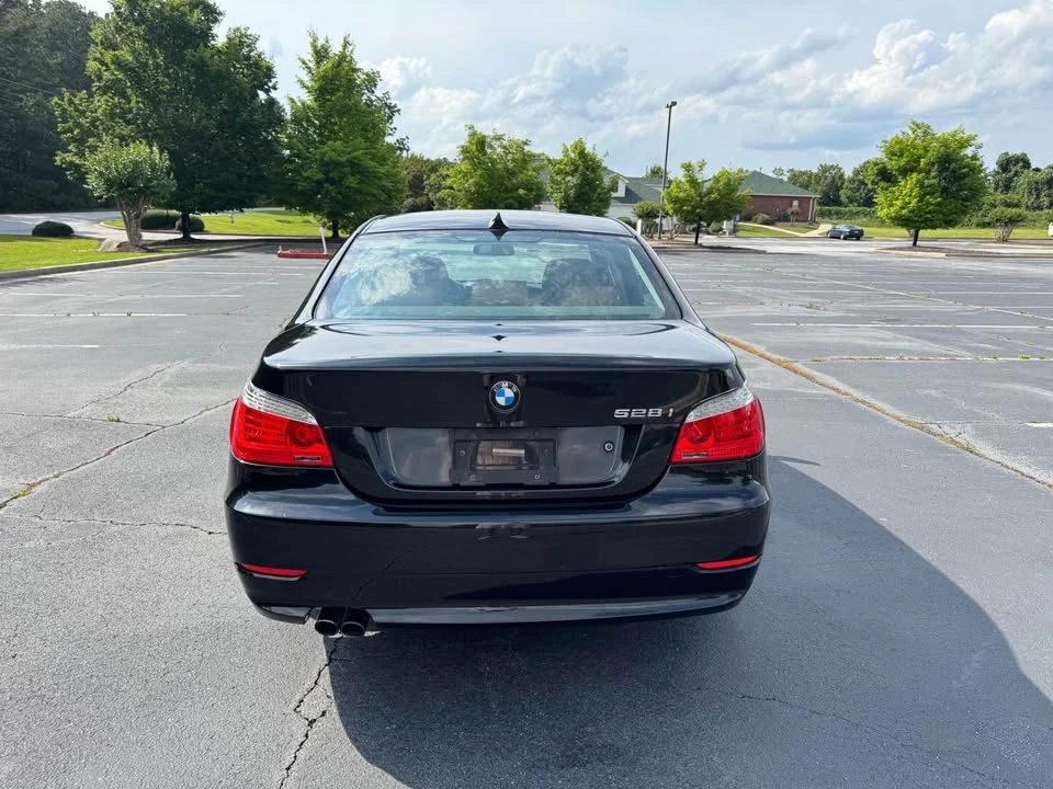 2009 BMW E60 5 Series Sedan - Image 7 of 19