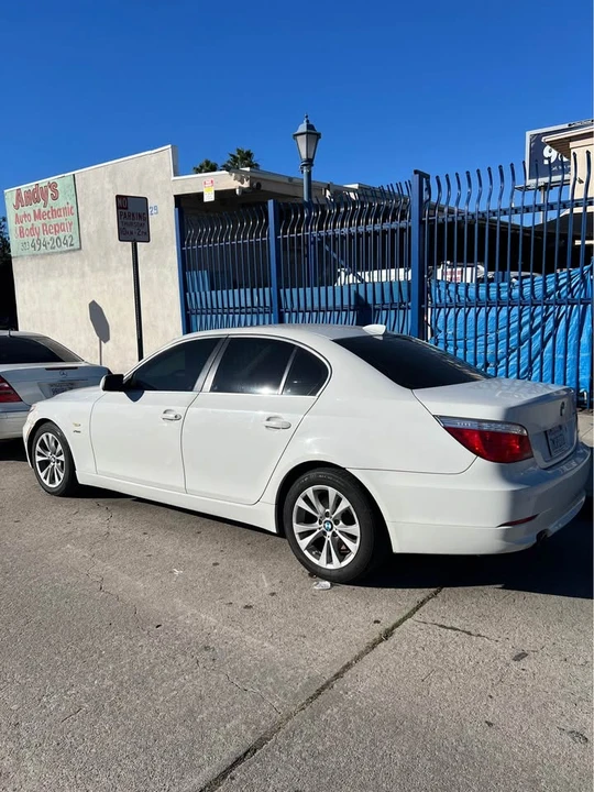 2009 BMW E60 5 Series Sedan - Image 2 of 6