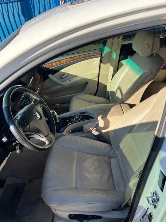 2009 BMW E60 5 Series Sedan - Image 5 of 6