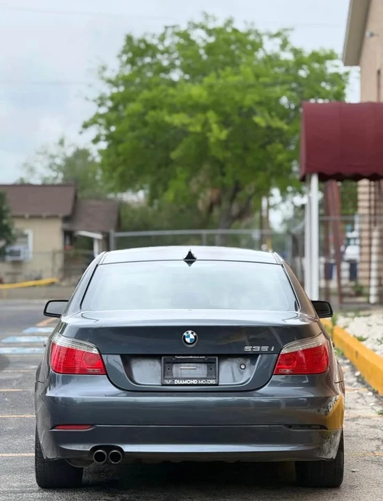 2009 BMW E60 5 Series Sedan - Image 6 of 16