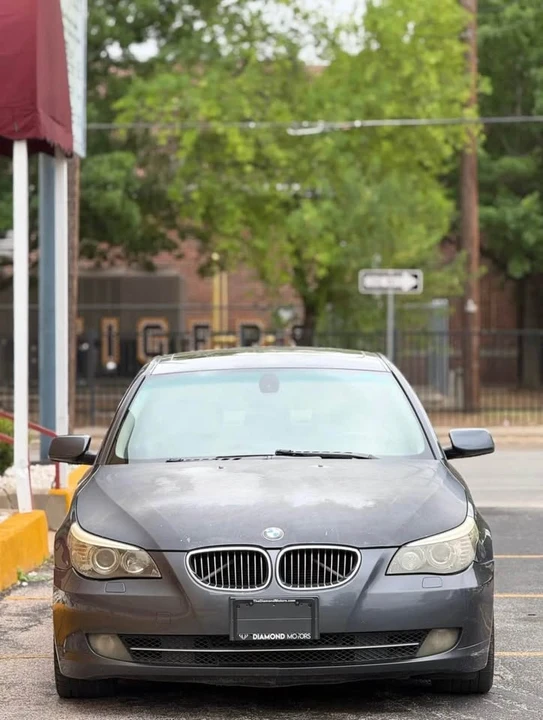 2009 BMW E60 5 Series Sedan - Image 2 of 16