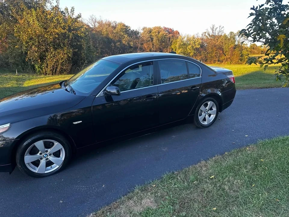 2009 BMW E60 5 Series Sedan - Image 3 of 8