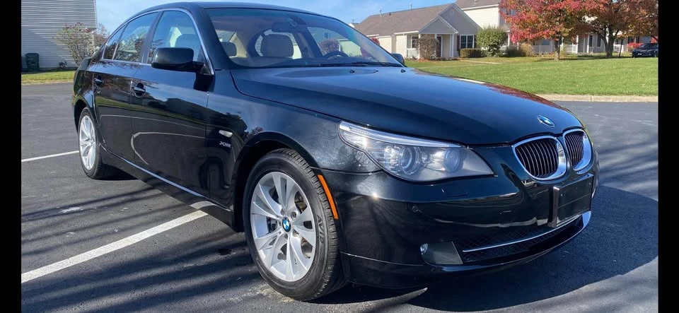 2009 BMW E60 5 Series Sedan - Image 2 of 18