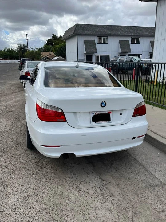 2009 BMW E60 5 Series Sedan - Image 3 of 8