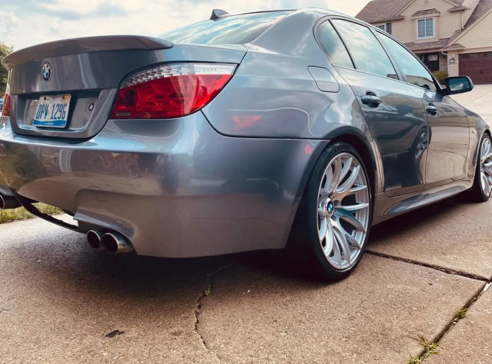 2009 BMW E60 5 Series Sedan - Image 3 of 9