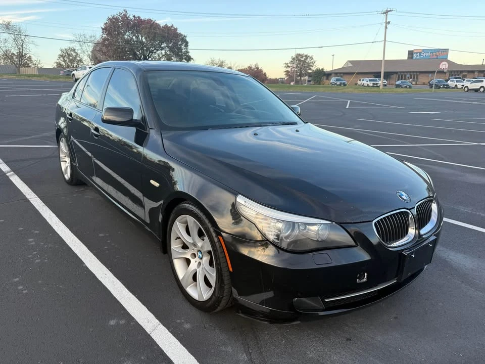 2009 BMW E60 5 Series Sedan - Image 2 of 7
