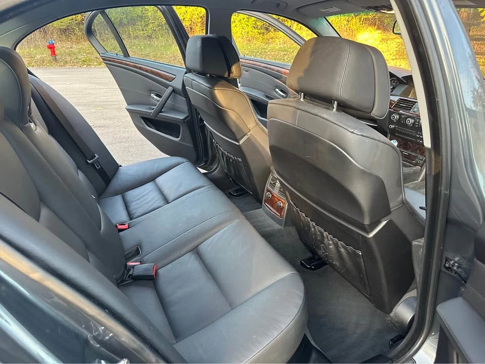 2009 BMW E60 5 Series Sedan - Image 11 of 17