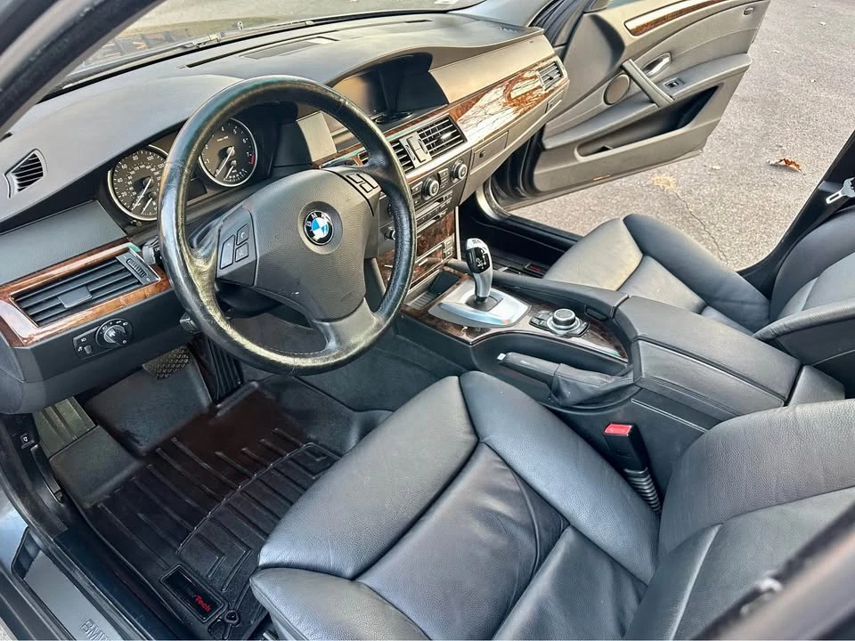 2009 BMW E60 5 Series Sedan - Image 7 of 17