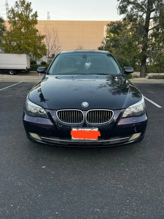 2009 BMW E60 5 Series Sedan - Image 2 of 11