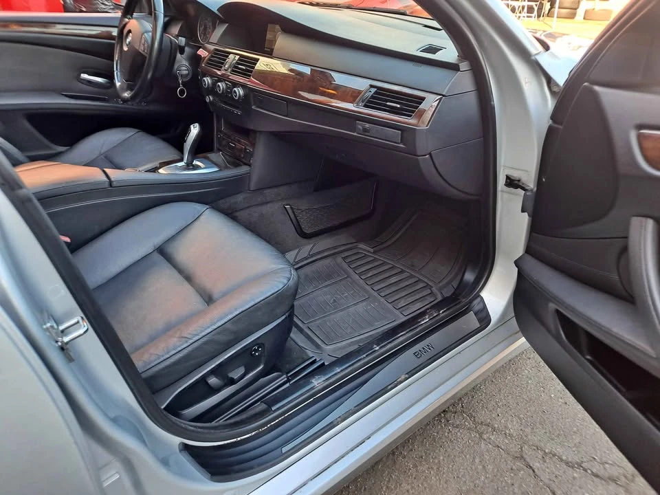 2009 BMW E60 5 Series Sedan - Image 13 of 15