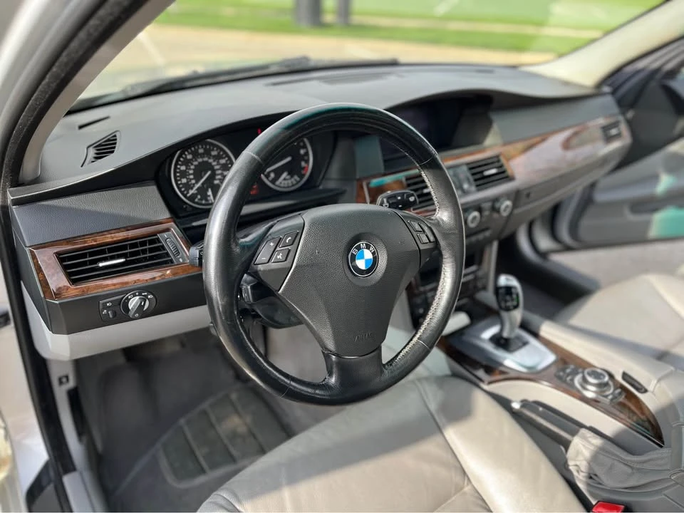 2009 BMW E60 5 Series Sedan - Image 4 of 10