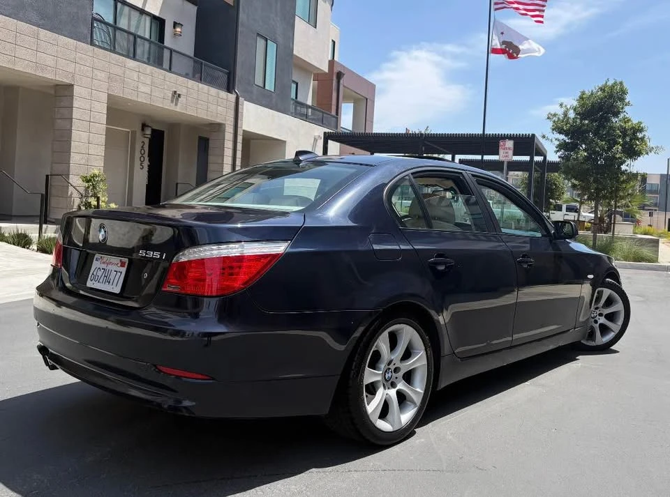 2009 BMW E60 5 Series Sedan - Image 3 of 17