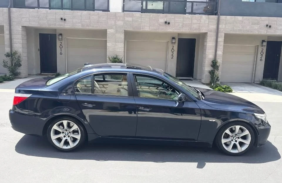 2009 BMW E60 5 Series Sedan - Image 8 of 17