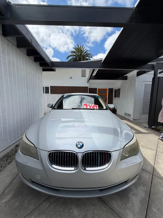 2009 BMW E60 5 Series Sedan - Image 7 of 17