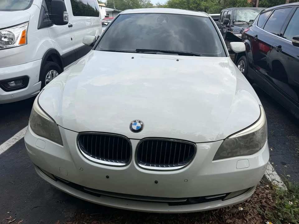2009 BMW E60 5 Series Sedan - Image 2 of 10