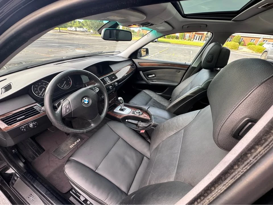 2009 BMW E60 5 Series Sedan - Image 14 of 18