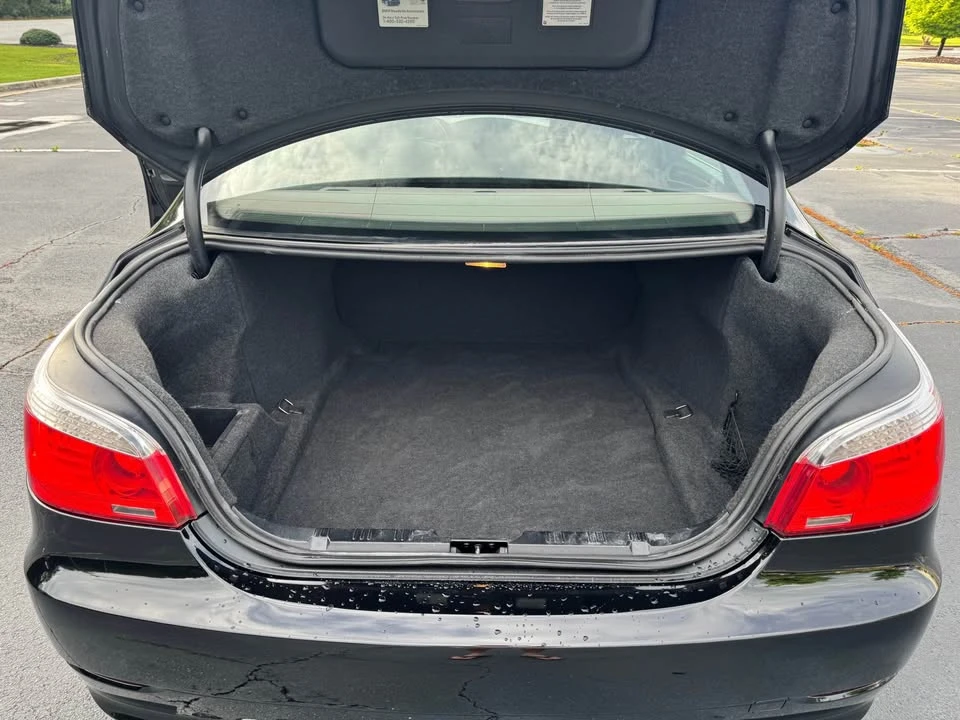 2009 BMW E60 5 Series Sedan - Image 17 of 18