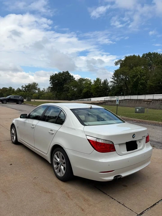 2009 BMW E60 5 Series Sedan - Image 4 of 7