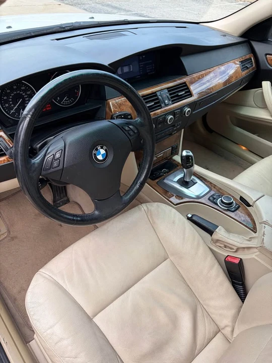 2009 BMW E60 5 Series Sedan - Image 6 of 7
