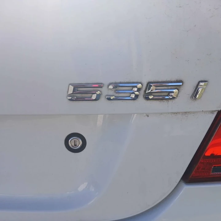 2009 BMW E60 5 Series Sedan - Image 3 of 3