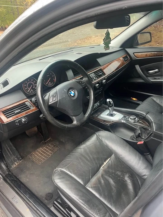 2009 BMW E60 5 Series Sedan - Image 8 of 9