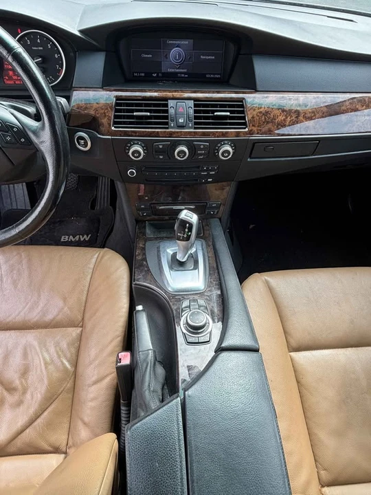 2009 BMW E60 5 Series Sedan - Image 8 of 11