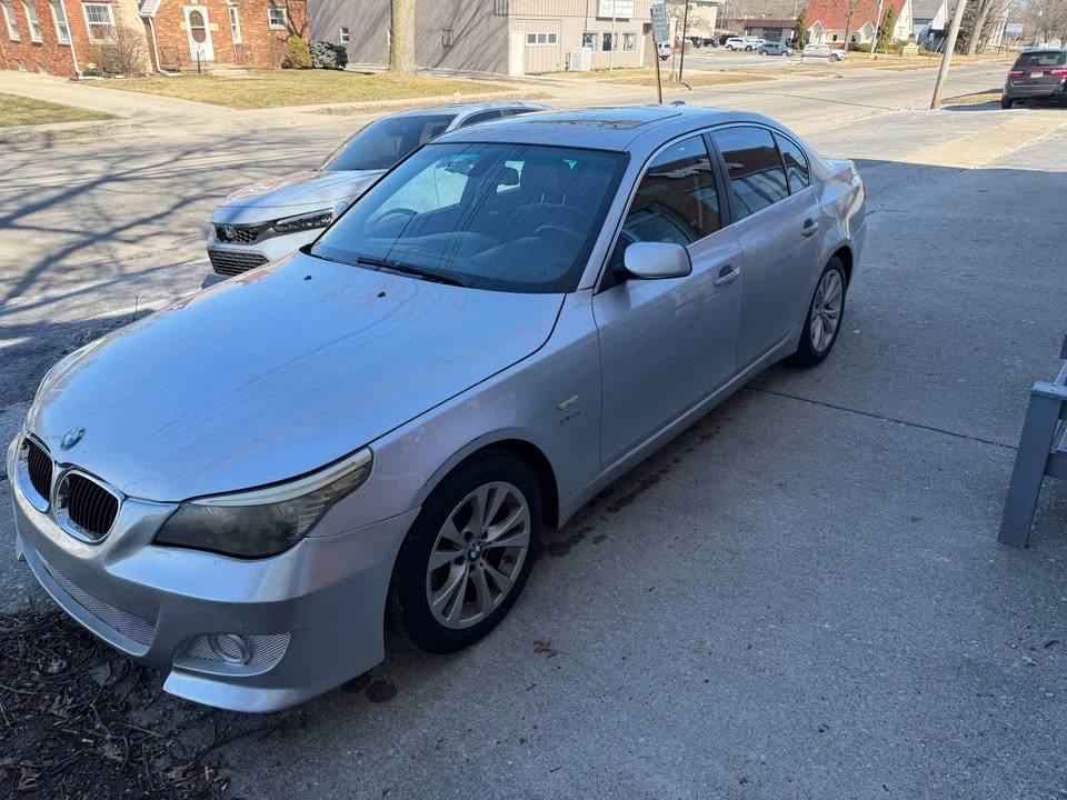 2009 BMW E60 5 Series Sedan - Image 3 of 10