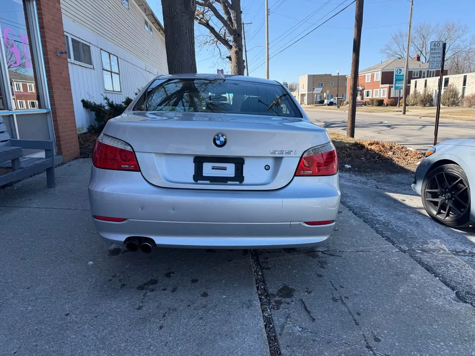 2009 BMW E60 5 Series Sedan - Image 7 of 10