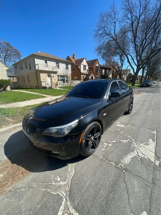 2009 BMW E60 5 Series Sedan - Image 5 of 10