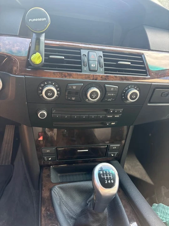 2009 BMW E60 5 Series Sedan - Image 2 of 8