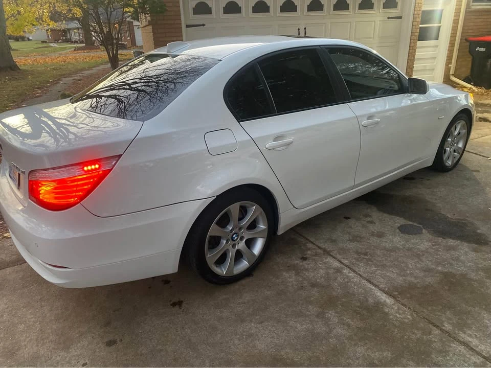 2009 BMW E60 5 Series Sedan - Image 3 of 11