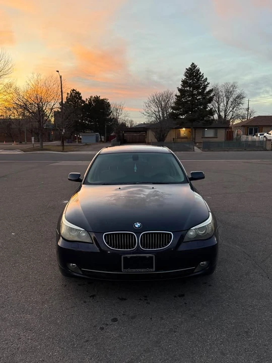 2009 BMW E60 5 Series Sedan - Image 2 of 9