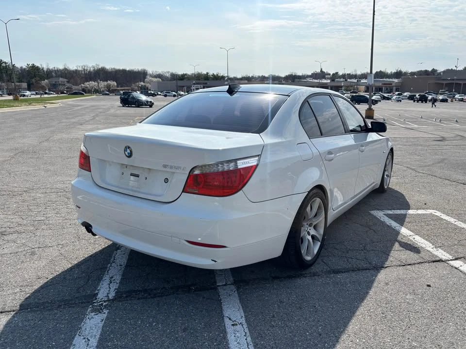 2009 BMW E60 5 Series Sedan - Image 5 of 12