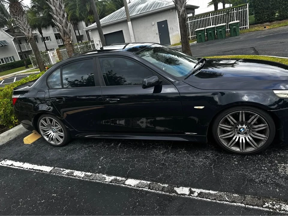 2009 BMW E60 545i & 550i Sedan - Image 2 of 4