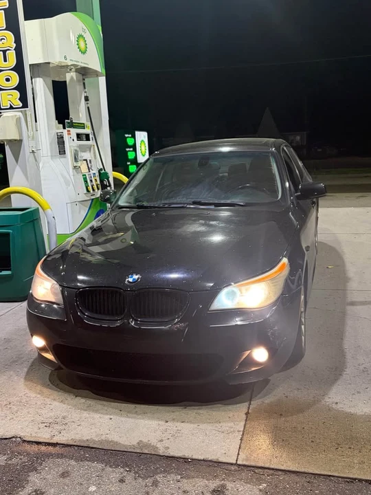 2009 BMW E60 545i & 550i Sedan - Image 2 of 9