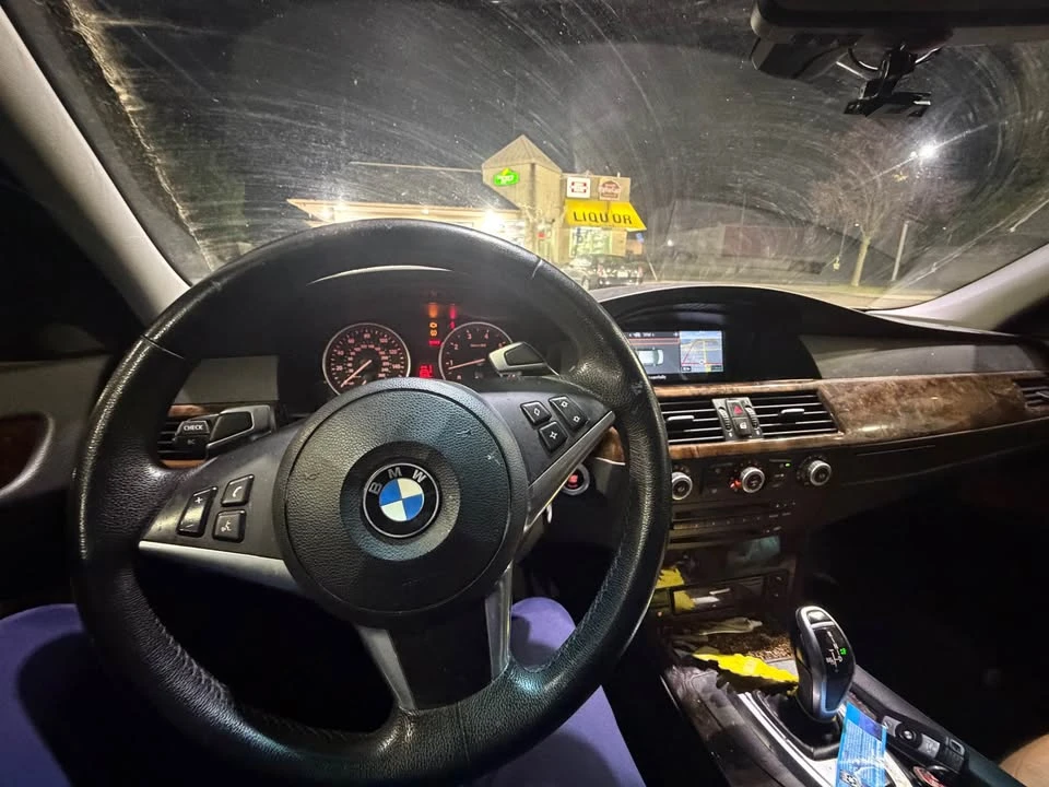 2009 BMW E60 545i & 550i Sedan - Image 5 of 9