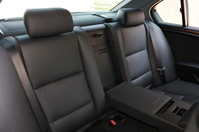 2009 BMW E60 545i & 550i Sedan - Image 17 of 19